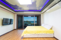 room9